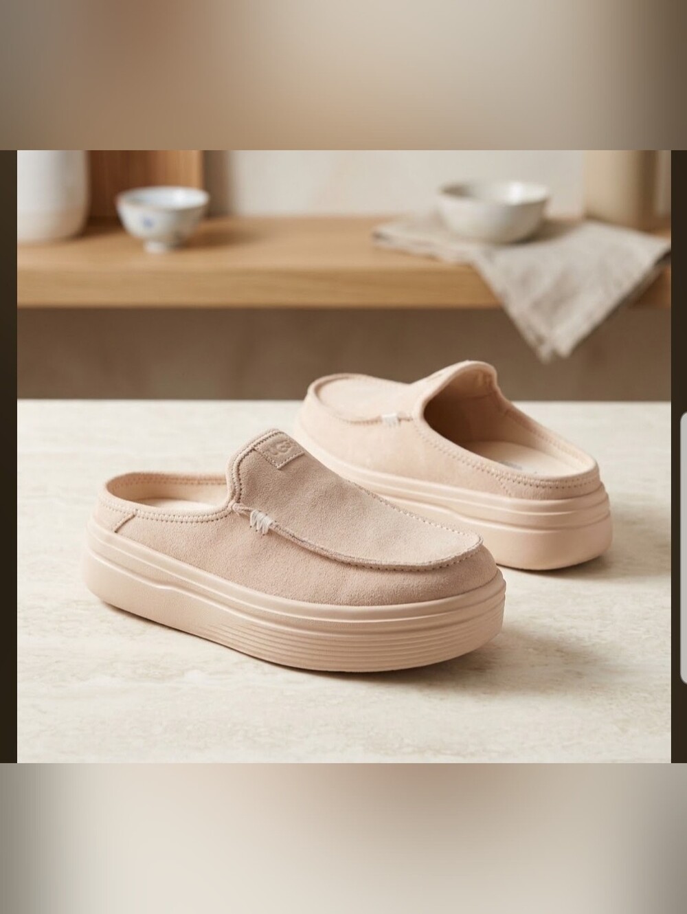 NEW! Hey Dude Suede Blush Classic (Little Kid/Big Kid) Shoes Sz 2